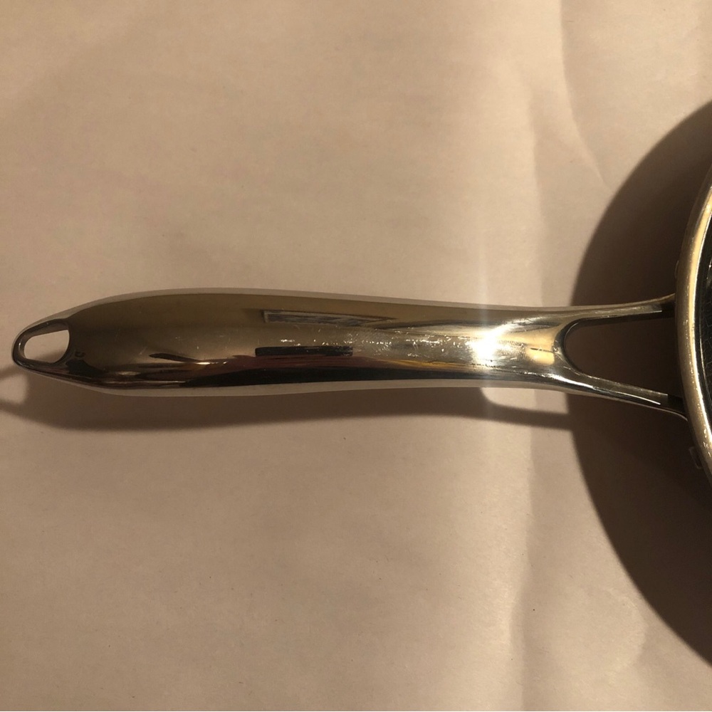 HexClad 8 Inch Hybrid Stainless Steel Non-Stick Frying Pan with Lid - Picture 9 of 16